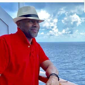 Meet your Posher, Robert